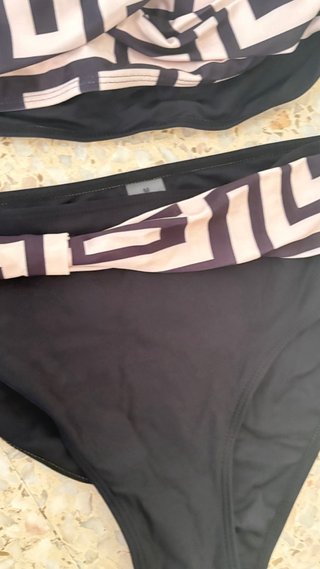 Traje de baño bikini estampado geométrico