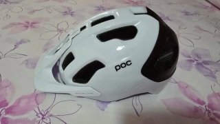 Casco POC Axion Race MIPS