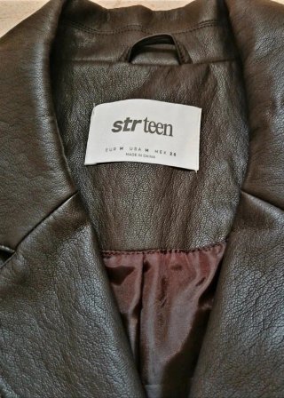Chaqueta Strickm Negra