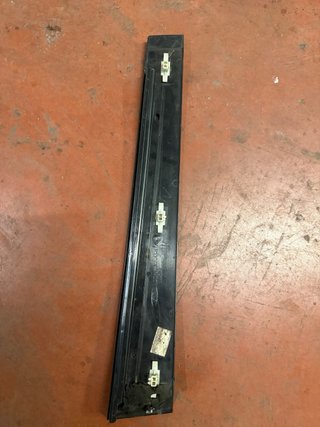 Moldura Puerta Ford Fiesta Conductor