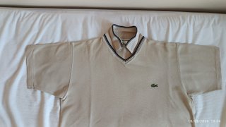 Polo Lacoste color crema (beige)