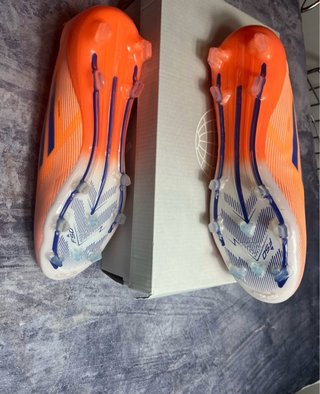 Botas de Fútbol Adidas Naranja y Azul