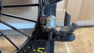 Carcasa Electro Jaguar SType V6 2003 y válvula DCC