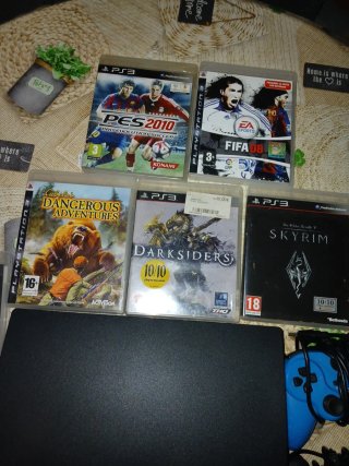 Consola PS3 Slim 120GB + 8 Juegos