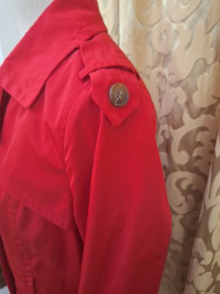 Gabardina Mango Roja Vintage Y2K Parisina París