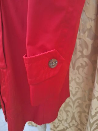 Gabardina Mango Roja Vintage Y2K Parisina París