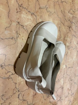 Merceditas tacón medio Shein blancas