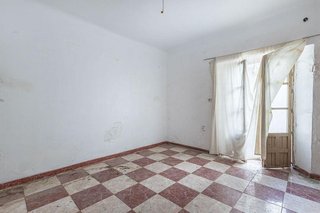 Piso en venta en Crta. De la Sierra en Granada