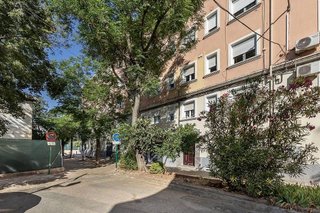 Piso en venta en Crta. De la Sierra en Granada