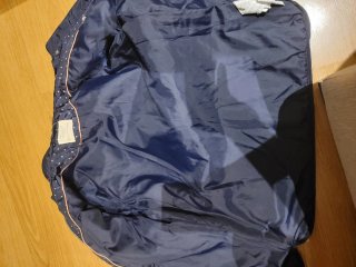 Chaqueta Zara acolchada azul marino. Talla 11-12