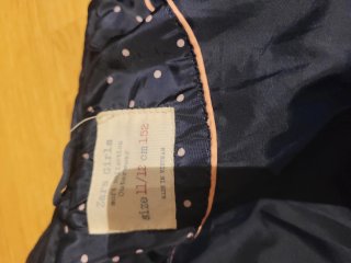 Chaqueta Zara acolchada azul marino. Talla 11-12