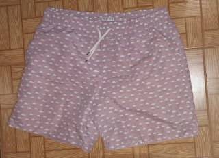 Bañador rosa con camellos blancos