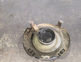 Volkswagen 1305602066 faro izq polo berlina 385806