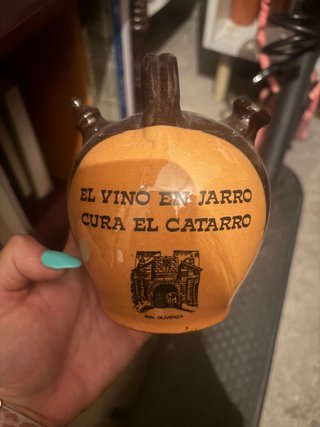 Botijo de cerámica tradicional