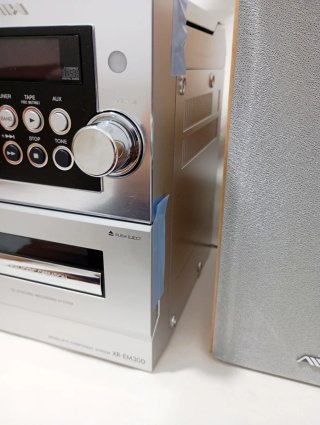 Cadena AIWA Radio CD Cassette XR-EM300