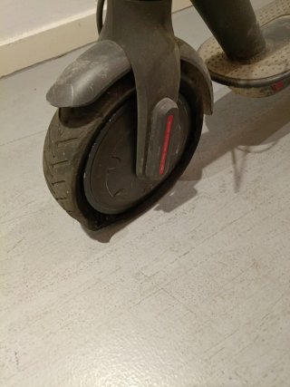 Patinete Eléctrico Xiaomi Mi Scooter M365