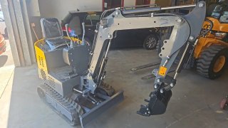 Mini excavadora 1000Kgs