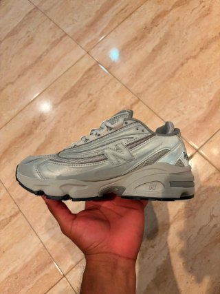 New Balance 1000 Gris/Plata 27.5cm