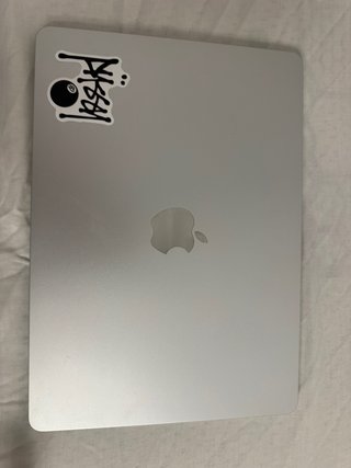 MacBook Air M2 – 13 pulgadas – 8GB RAM / 256GB SSD
