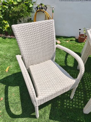Conjunto mesa y 4 sillas mimbre jardín