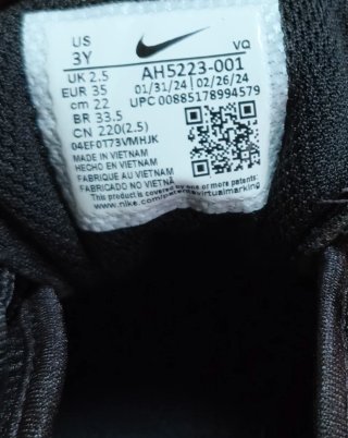 Tenis Nike Air niño Talla 35