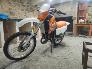 Se vende  Gilera Surfer