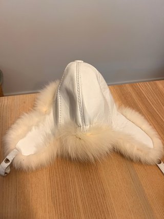 Gorro de invierno con orejeras