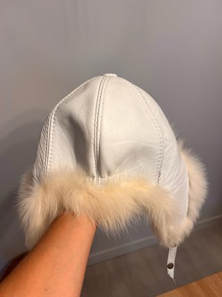 Gorro de invierno con orejeras