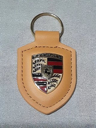 Llavero Porsche Piel Amarillo Mostaza Dorado