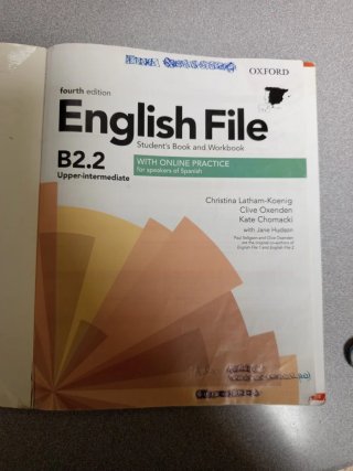 Libro English File B2.2