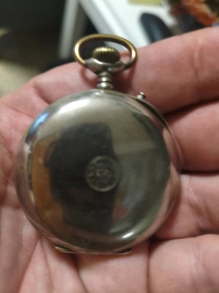 Reloj de bolsillo antiguo