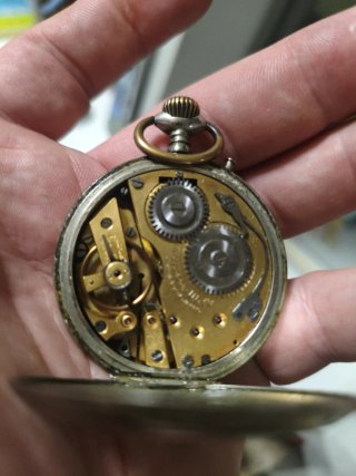 Reloj de bolsillo antiguo