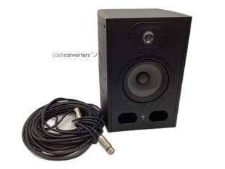 monitor estudio focal alpha 50