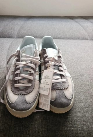 Zapatillas Adidas Beige/Gris
