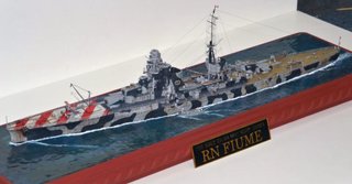 Maqueta Crucero Italiano Fiume 1:350 Trumpeter
