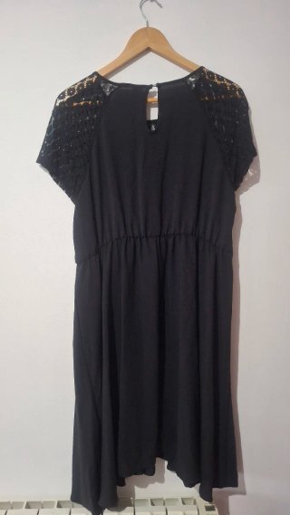 Vestido negro con encaje