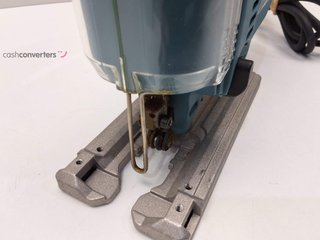sierra calar makita 4329