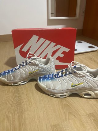 Nike Tn Azul y Blanco