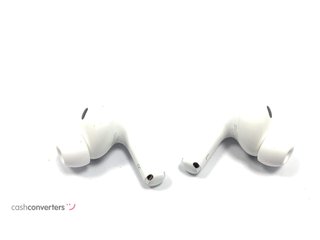 in-ear apple airpods pro 3