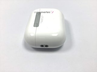 in-ear apple airpods pro 3