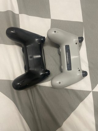 2 Mandos PS4 para piezas o arreglo
