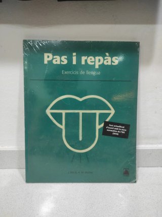 Pas i repàs. 150 exercicis de llengua 2n Batxil...