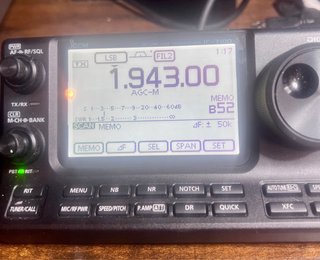 ICOM IC-7100 HF/VHF/UHF Radio Transceptor