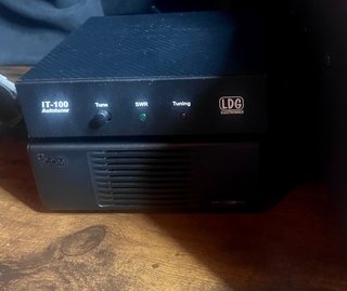 ICOM IC-7100 HF/VHF/UHF Radio Transceptor