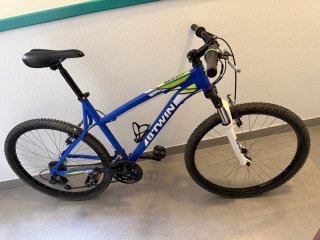 Bicicleta Btwin Rockrider Azul