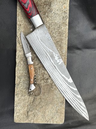Cuchillo Gyuto Damasco 33.5cm + Caja + Llavero