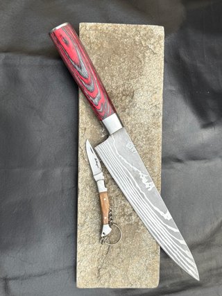 Cuchillo Gyuto Damasco 33.5cm + Caja + Llavero