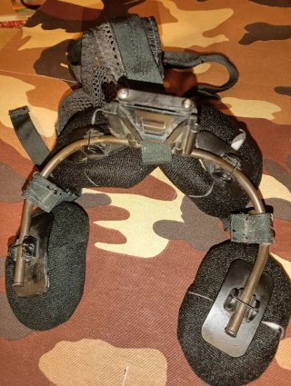 Montura para visor nocturno
