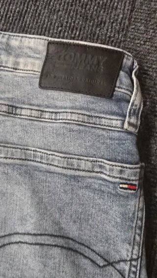Tommy Jeans Pantalón Corto gris denim