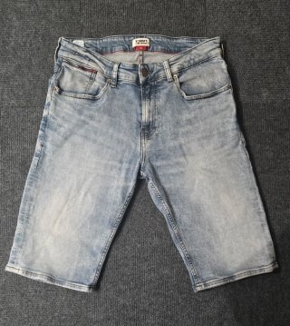 Tommy Jeans Pantalón Corto gris denim